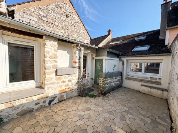 Maison
         3 pièces
        - 70 m² Exclusivité 139 000 € *