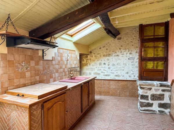 Maison
         3 pièces
        - 70 m² Exclusivité 139 000 € *