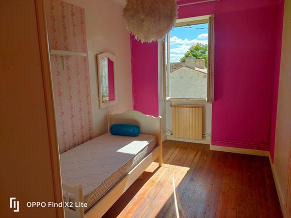 Maison Saint Saturnin Du Bois 8 pièce(s) 120 m2