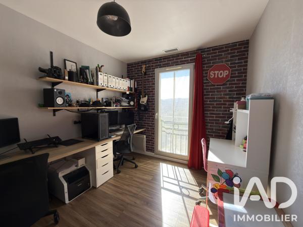 Maison à vendre 4 pièces 86 m² Neuville-sur-Saône