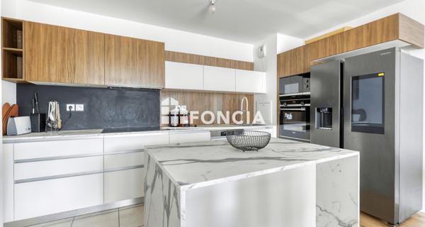 Location Appartement meublé 3 pièces 62.05 m² - Asnières-sur-seine 92600