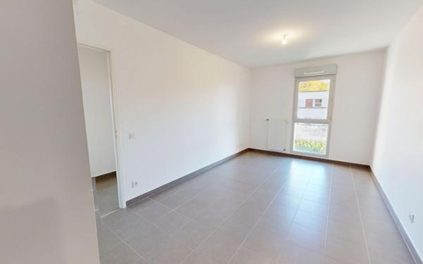 Appartement à louer    3 pièces • 68,83 m2 Civrieux