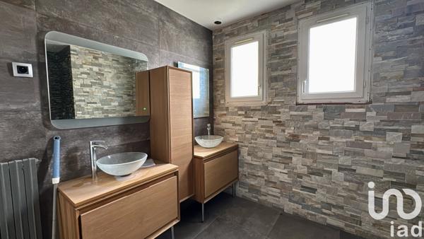 Maison à vendre 7 pièces 166 m² Naintré