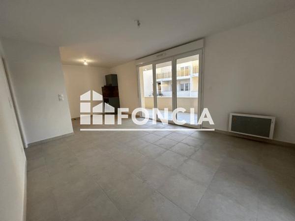 Location Appartement 3 pièces 60.9 m² - 17 AVENUE DE L'EGALITE Vias 34350