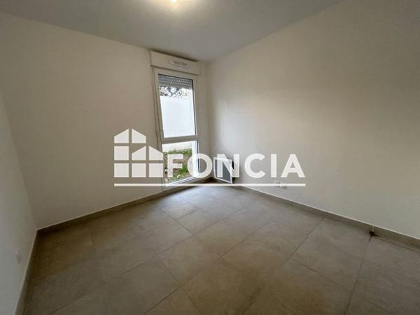 Location Appartement 3 pièces 60.9 m² - 17 AVENUE DE L'EGALITE Vias 34350