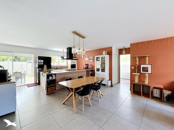 Maison 545 000 € Martignas-sur-Jalle 5 p 122 m² DPE A