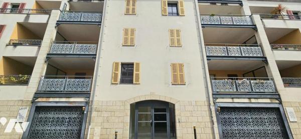 Appartement résidence récente          2 chambre - parking 2 véhicules - Centre Ville 2mn à pied