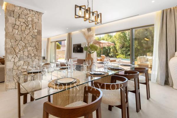 Villa dans un prestigieux domaine fermé, à quelques minutes de la Croisette