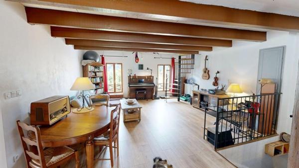 Spacieux et lumineux appartement duplex rénové