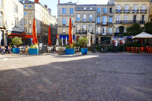 CHARMANT STUDIO AU COEUR DU CENTRE HISTORIQUE DE BORDEAUX