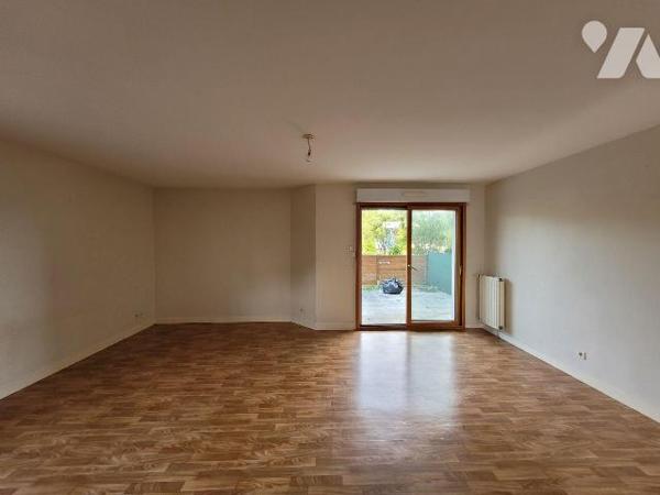 Appartement à vendre à Pleurtuit (35730) en Ille-et-Vilaine (35)

Un appartement 4 pièces sit...