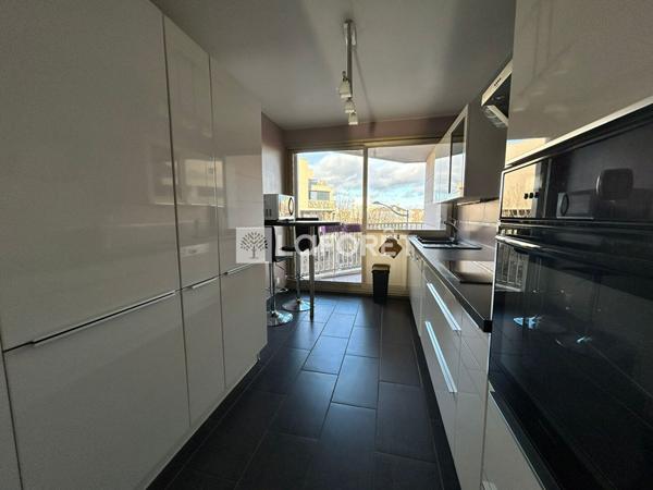 Location appartement Reims - 4 pièce(s) - 77 m² - 1 050 €/mois