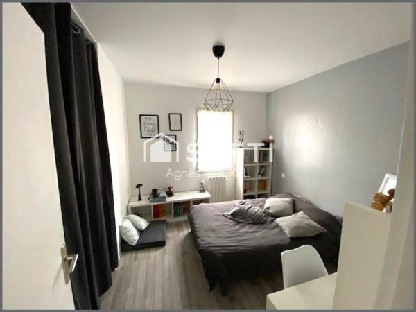 Plain-pied - stationnement - au calme