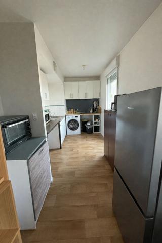 Appartement 4 pièces - 76.92 m² à Saint Sébastien Sur Loire avec cave et parking