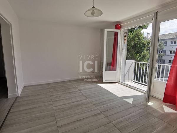 Appartement 4 pièces - 76.92 m² à Saint Sébastien Sur Loire avec cave et parking