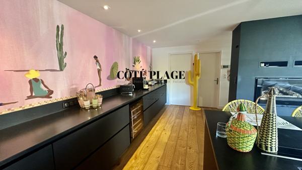 Vaux-sur-Mer (17640) Lignes épurées et horizon bleu – Villa moderne à deux pas des plages au prix de vente 997 500.00 € HAI