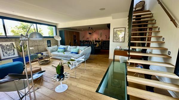 Vaux-sur-Mer (17640) Lignes épurées et horizon bleu – Villa moderne à deux pas des plages au prix de vente 997 500.00 € HAI