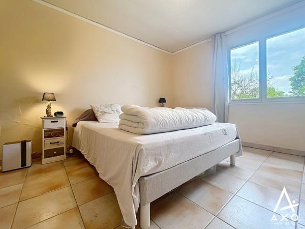 Maison de charme avec garage double sur 1hec de terrain