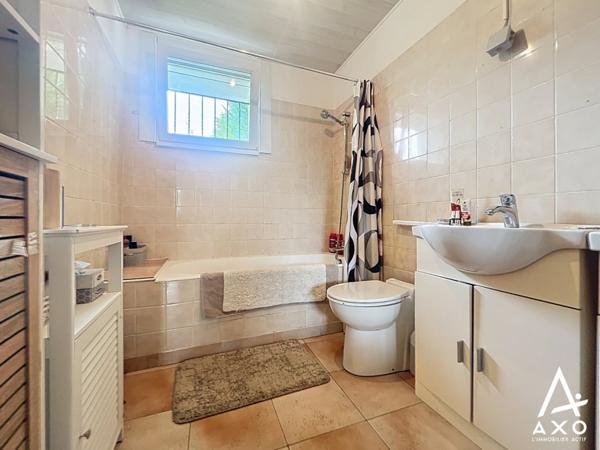 Maison de charme avec garage double sur 1hec de terrain