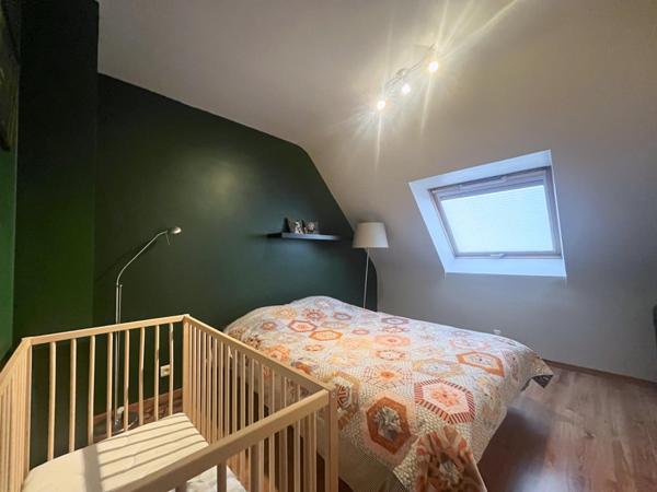 Maison de famille située à quimper avec sous sol et garage