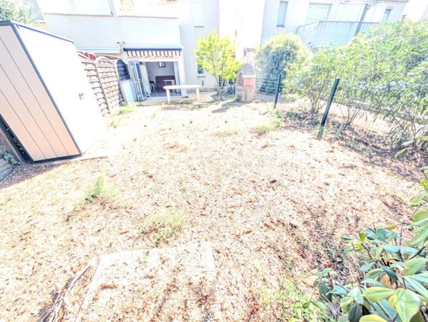 Pinède. Appartement 2 pièces en rez-de-jardin