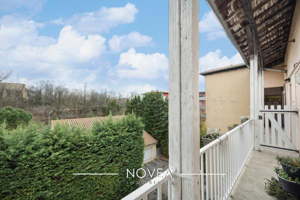 Appartement T5 en duplex – 94,63 m² Carrez (113,55 m² au sol) – Petite copropriété
