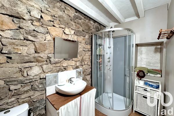 Maison 10 pièces de 268 m² à Quillan (11500)