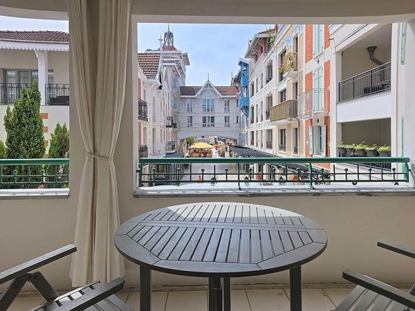 Appartement
         3 pièces
        - 92 m²