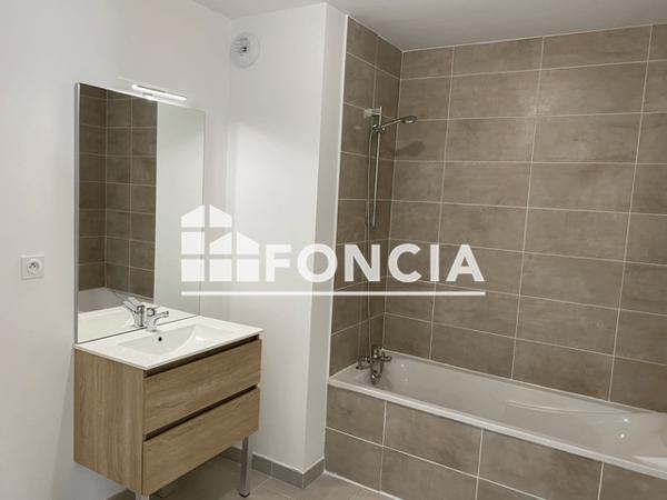 Location Appartement 3 pièces 70.1 m² - RESIDENCE COCOON Nimes 30000