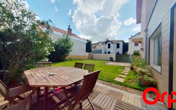 Maison à louer    4 pièces •  Lyon 3