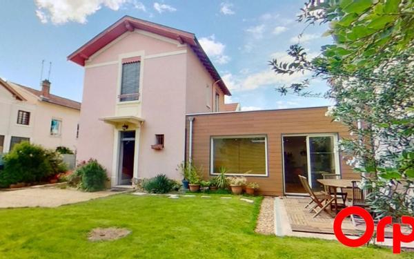 Maison à louer    4 pièces •  Lyon 3