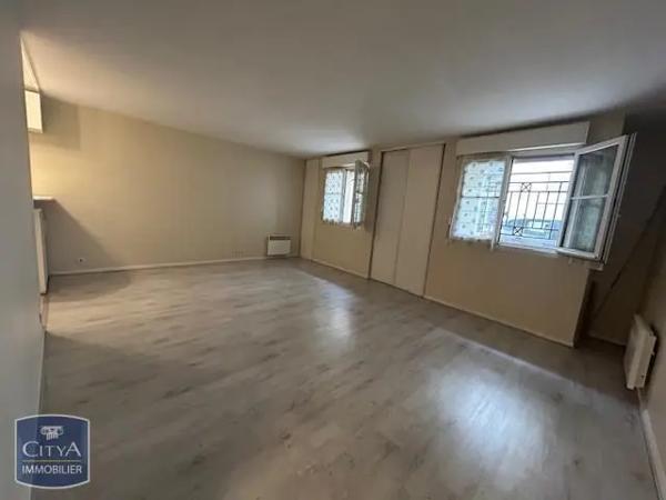 Appartement à louer 1 pièce 36.38m²