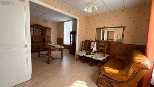 Appartement ancien à vendre à Saint-Memmie dans la Marne (51470), ref : 51001-86