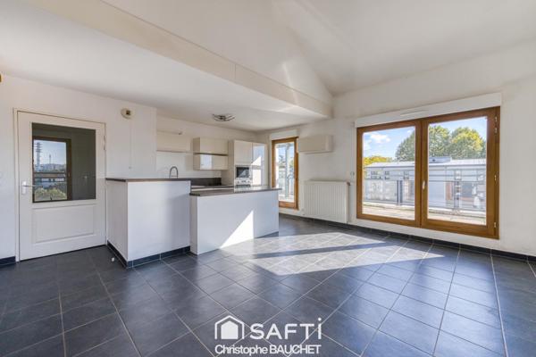 Appartement 3/4P en duplex avec terrasse à Bourg