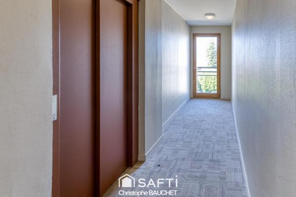 Appartement 3/4P en duplex avec terrasse à Bourg