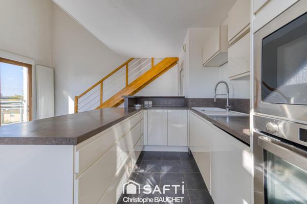 Appartement 3/4P en duplex avec terrasse à Bourg