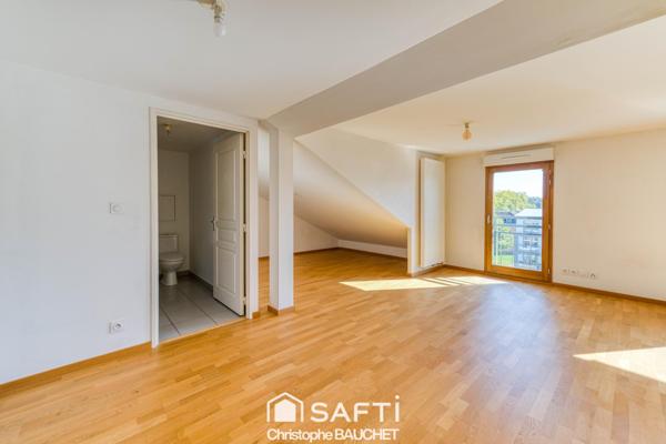 Appartement 3/4P en duplex avec terrasse à Bourg