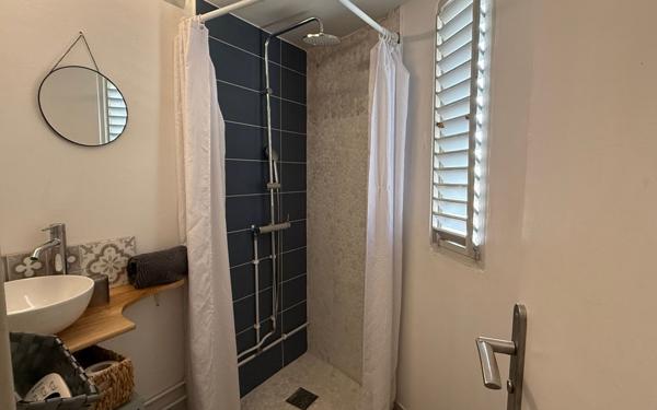 Maison à vendre    4 pièces •  Sainte-Luce