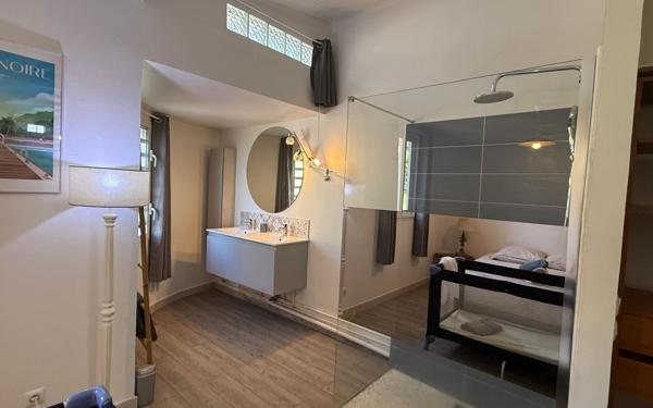 Maison à vendre    4 pièces •  Sainte-Luce