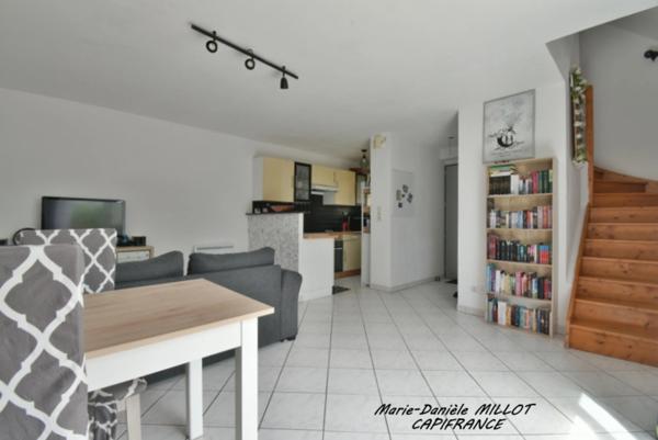Appartement duplex 2 pièces en rez de jardin de 51.50 m² à LAVAL (53)