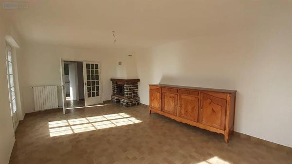 Location - Maison Val-d'Izé 35450 4 pièces 95 m 2 1350 m 2