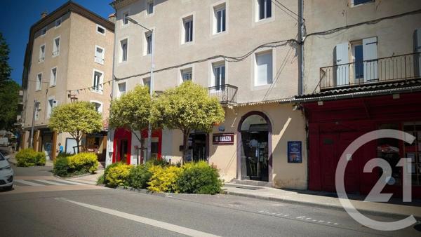 à vendre  30 m 2   PRIVAS  - 07