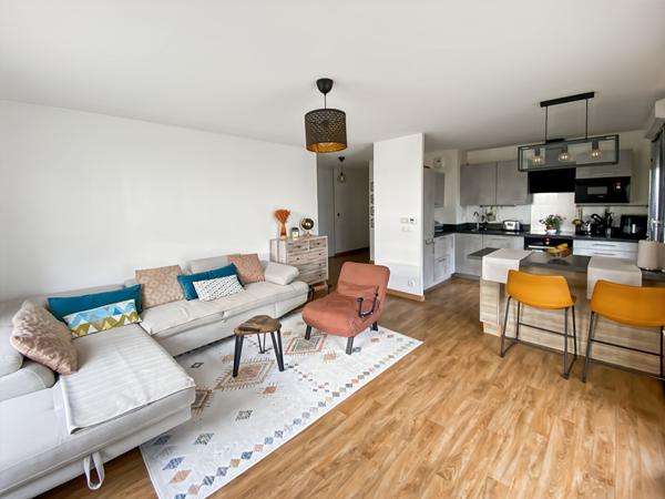 Appartement Vaureal F4 avec 3 chambres et jardin