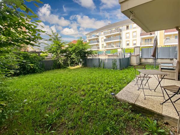 Appartement Vaureal F4 avec 3 chambres et jardin