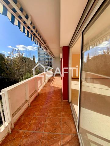 APPARTEMENT + PLACE DE STATIONNEMENT + CAVE