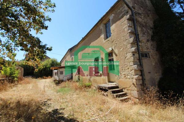 58, ancien corps de Ferme indépendant - grand potentiel sur 1515m² de terrain.