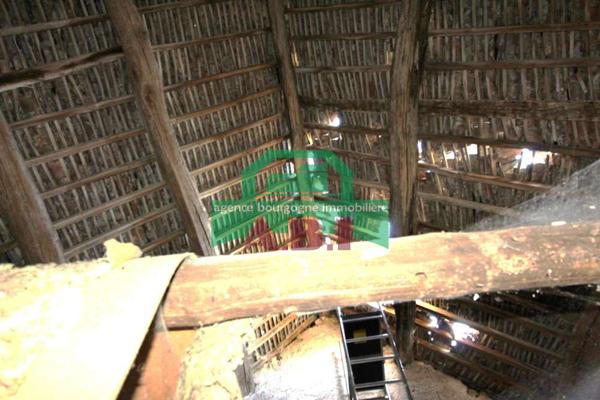 58, ancien corps de Ferme indépendant - grand potentiel sur 1515m² de terrain.