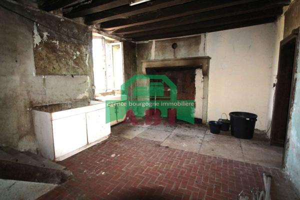 58, ancien corps de Ferme indépendant - grand potentiel sur 1515m² de terrain.