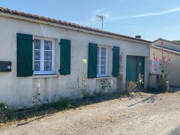 17740 Sainte Marie De Re - Petite maison avec de beaux potentiels ? Jardin plein sud