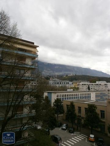 Appartement à louer 3 pièces 67.26m² Aix-les-Bains (73100)